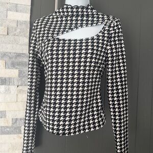 SHEIN Black and White Houndstooth Blouse